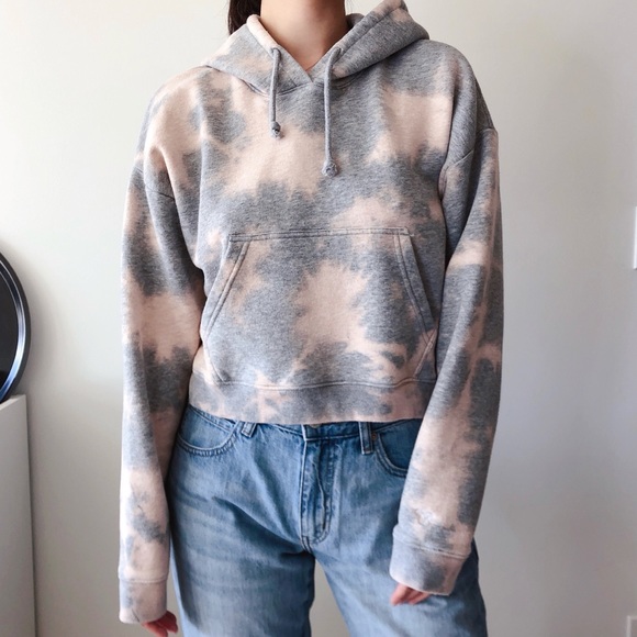 Aritzia TNA Crop Hoodie - Picture 3 of 7
